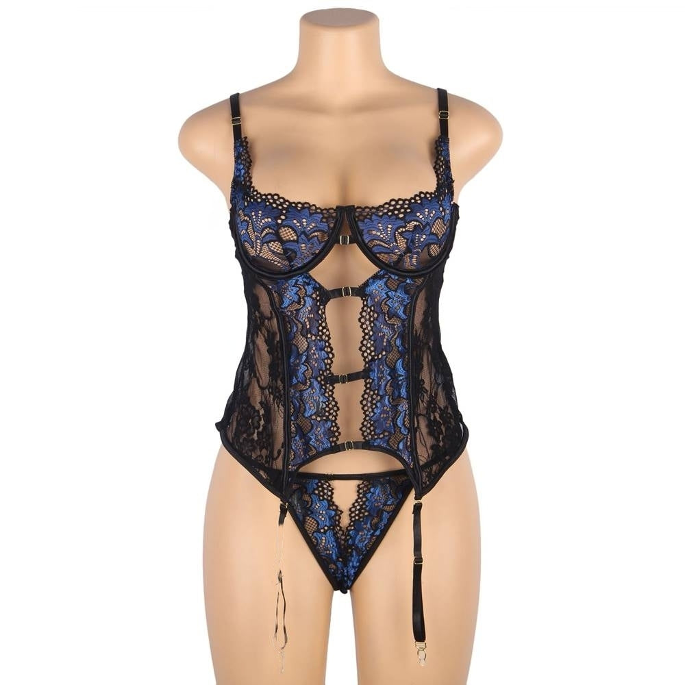 Plus Blue Diva Lace Gartered Lingerie Set